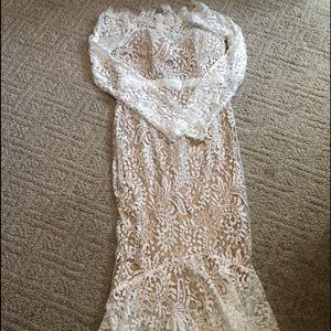 Lace trumpet dress